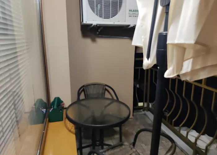 Kamelya Guest ネセバル